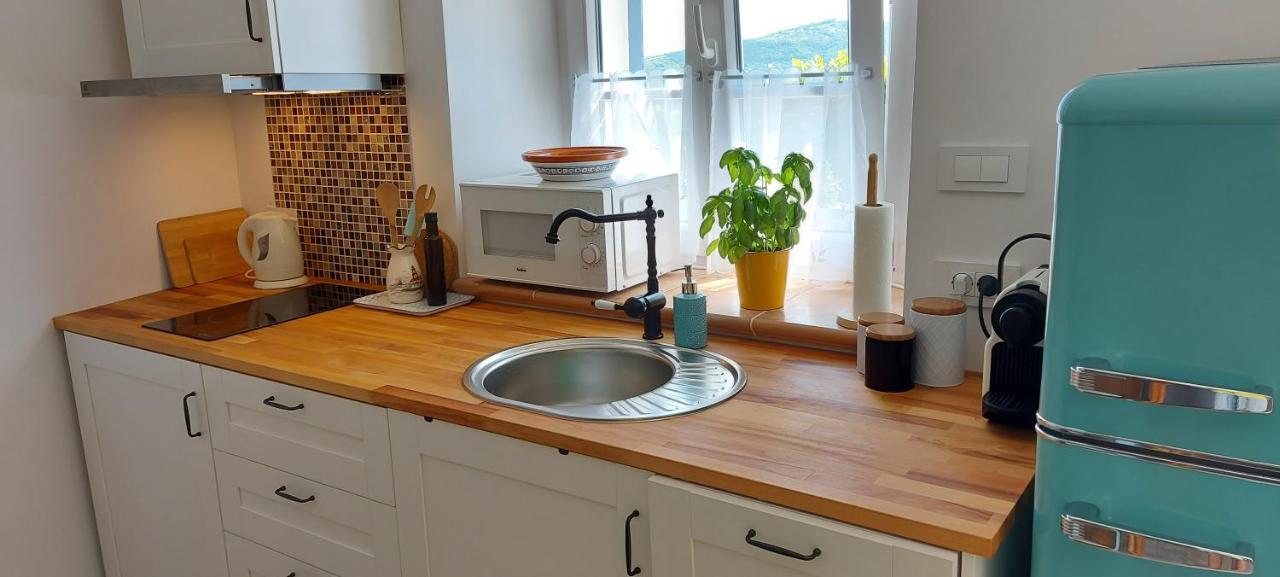 Apartment Мотовун Экстерьер фото